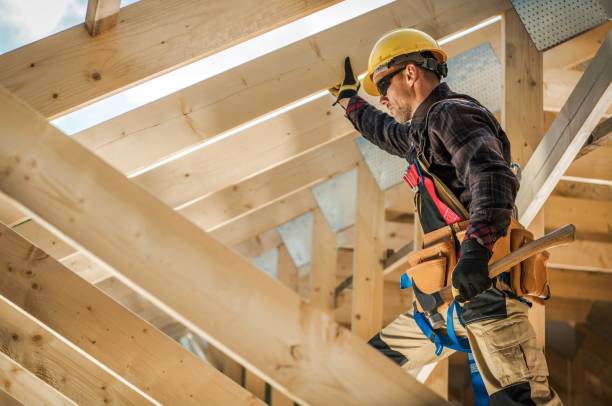 Best Roof Gutter Cleaning  in Eureka, CA
